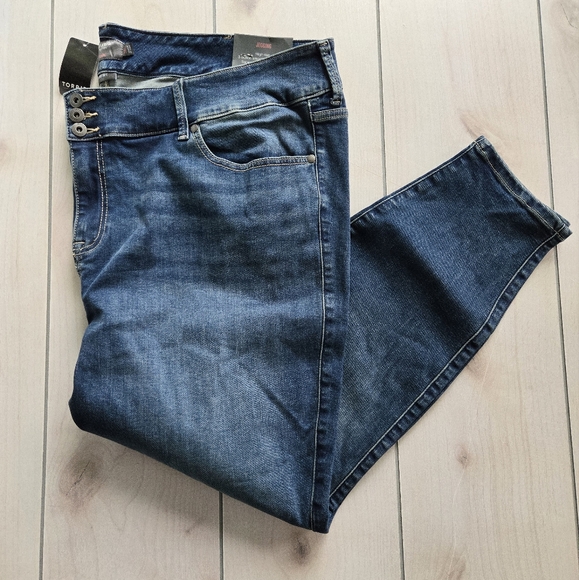 NWT Torrid High Rise Soft Jeggings - Picture 4 of 16